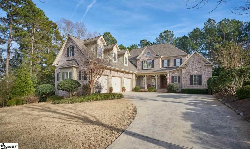 112 Griffith Hill Way