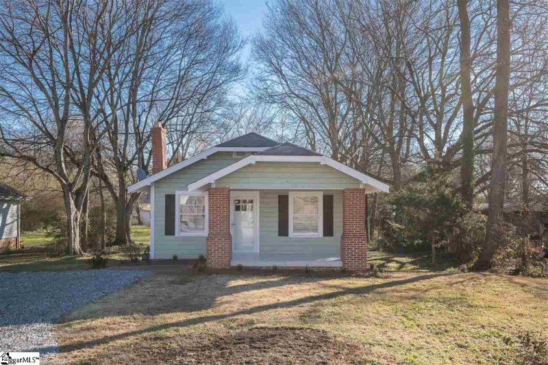 Property image 2 at 4 Maplecroft Street, Greenville, SC 29607