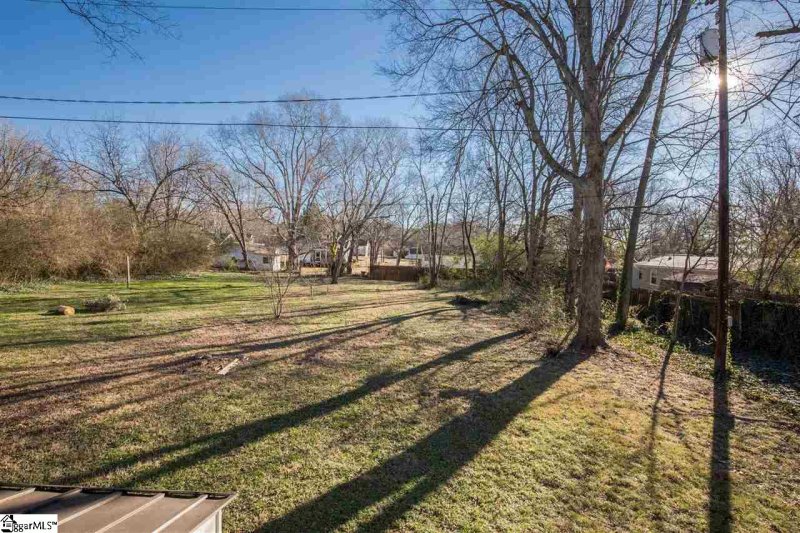 Property image 5 at 4 Maplecroft Street, Greenville, SC 29607
