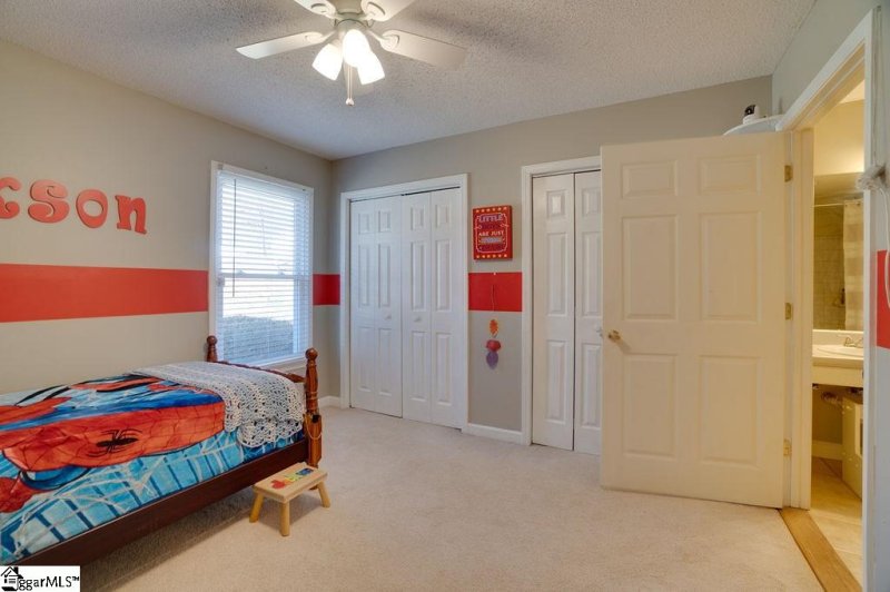 Property image 4 at 111 Boxwood Lane, Greer, SC 29650