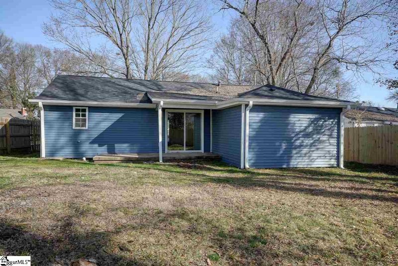 Property image 3 at 319 Sycamore Drive, Greenville, SC 29607