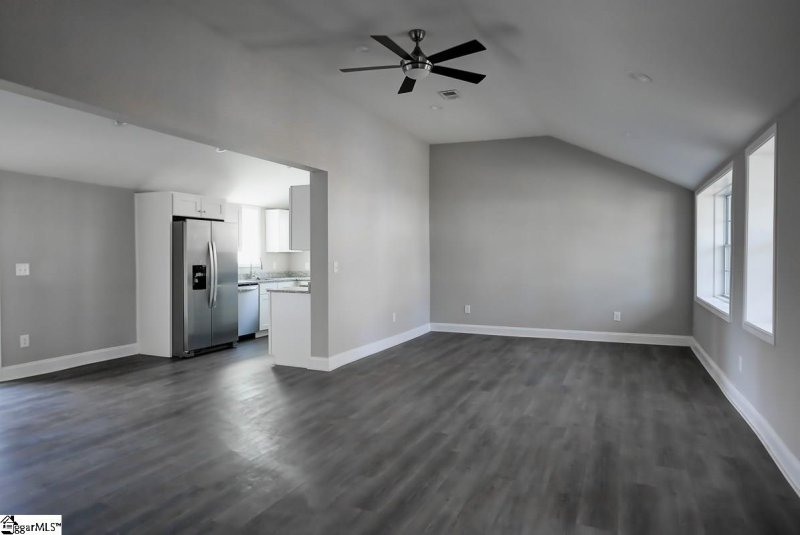 Property image 4 at 319 Sycamore Drive, Greenville, SC 29607