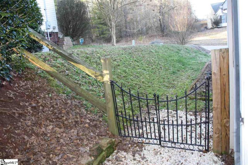 Property image 2 at 718 N Ashton Drive, Liberty, SC 29657