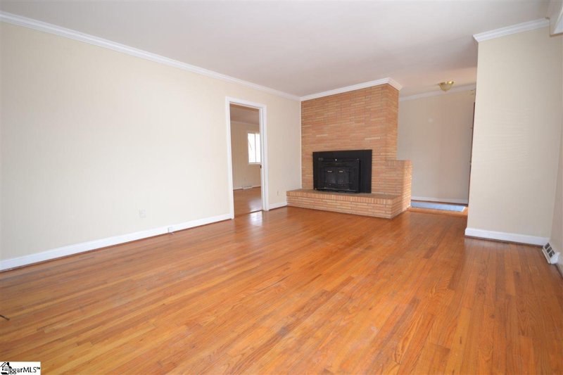 Property image 5 at 25 Forestdale Drive, Taylors, SC 29687