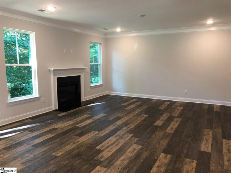 Property image 2 at 205 Sunshower Way, Simpsonville, SC 29681