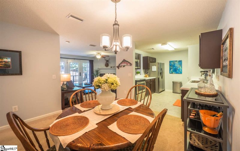 Property image 4 at 302 Pelham Square Way, Greer, SC 29650