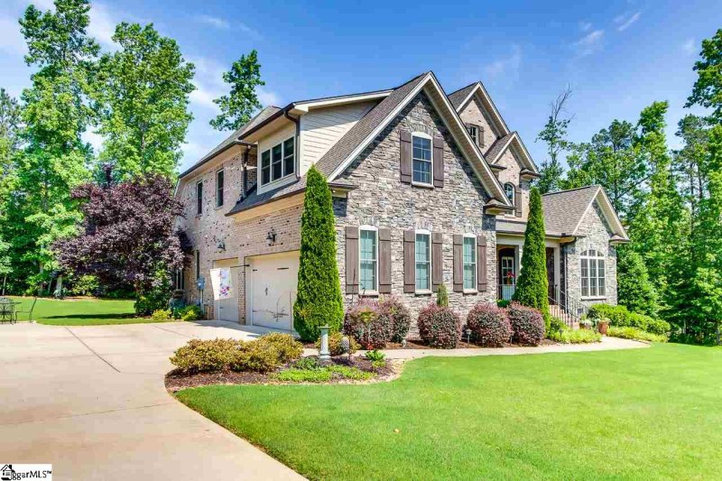 Property image 2 at 5 Brookton Court, Greer, SC 29651