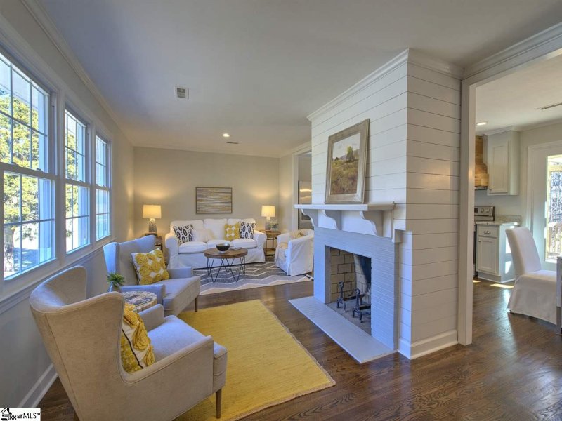 Property image 5 at 208 Lowndes Avenue, Greenville, SC 29607