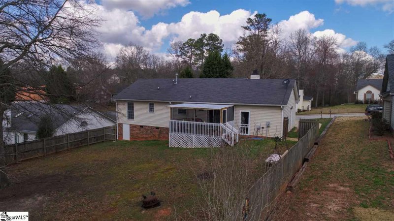 Property image 4 at 6 Chinaberry Lane, Simpsonville, SC 29681