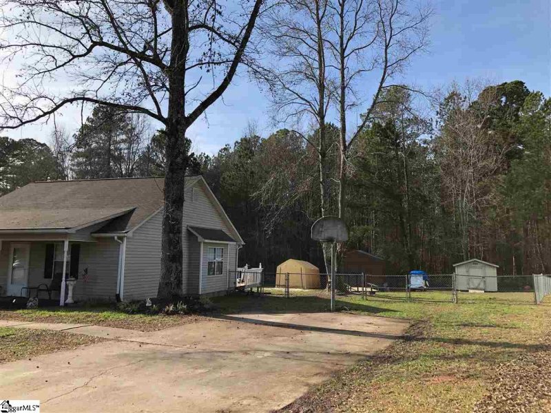 Property image 3 at 136 Old Timber Road, Woodruff, SC 29388