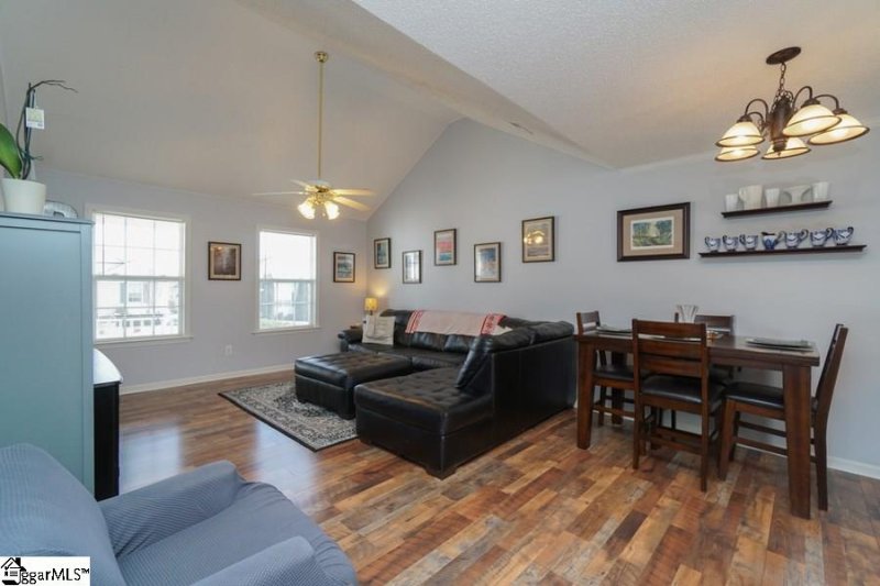 Property image 3 at 125 Cosmos Lane, Greer, SC 29651