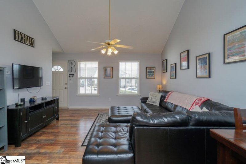 Property image 5 at 125 Cosmos Lane, Greer, SC 29651