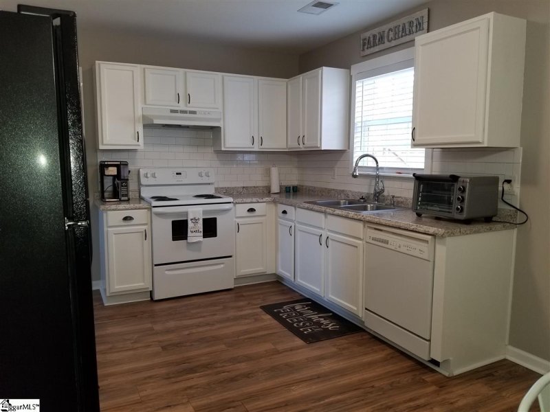 Property image 4 at 408 Tallahatchie Trail, Liberty, SC 29657