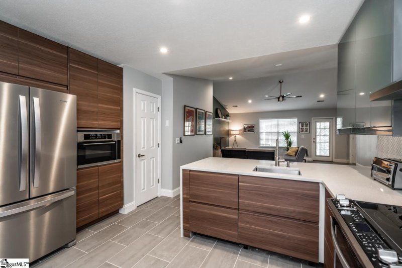 Property image 4 at 3 Alewine Court, Taylors, SC 29687