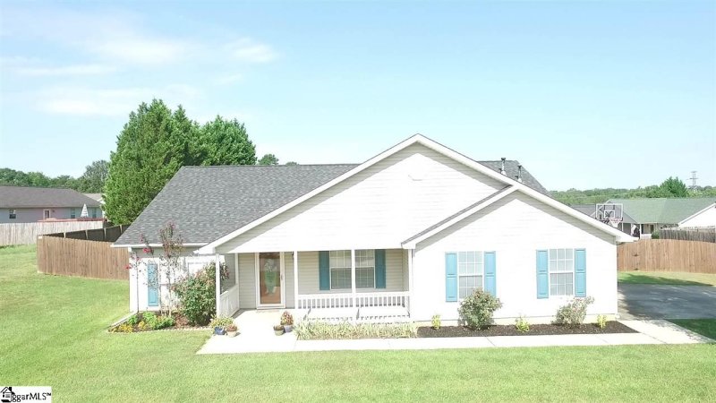 205 Hill Lane