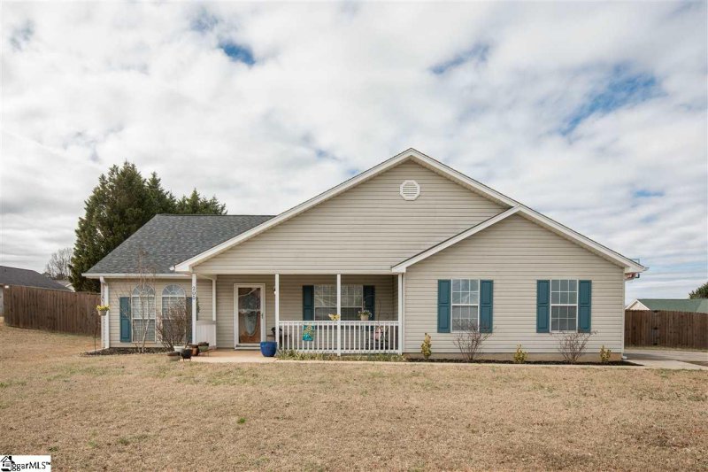 Property image 2 at 205 Hill Lane, Mauldin, SC 29662