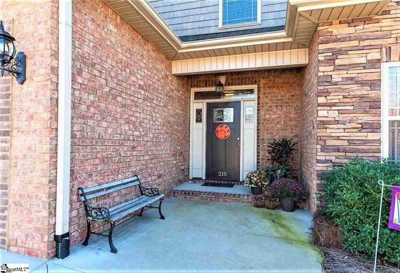 Property image 2 at 215 Obannon Court, Anderson, SC 29621