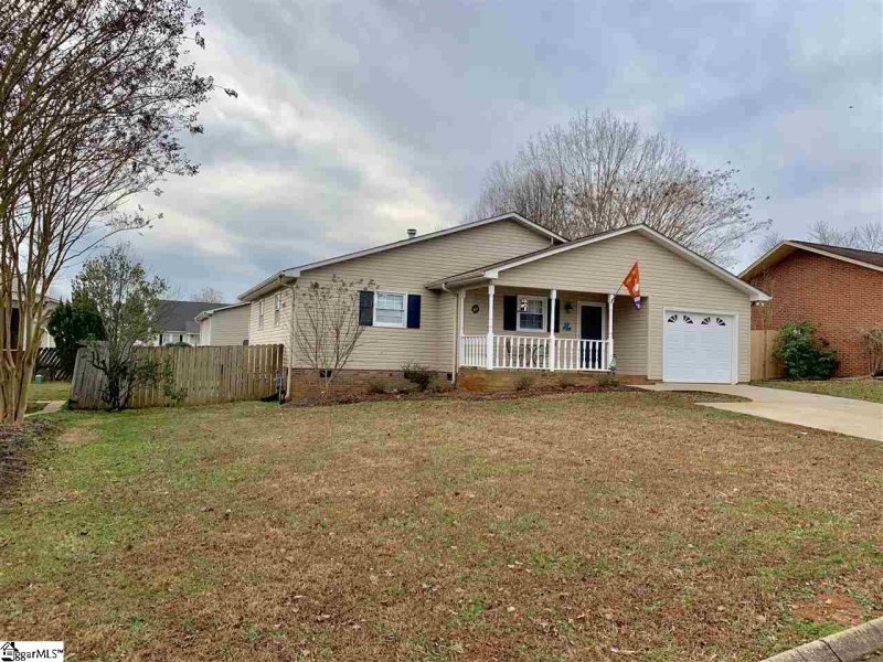 Property image 3 at 103 Flagstone Drive, Easley, SC 29642