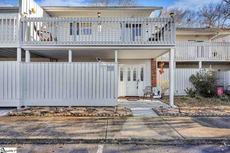 Property image 2 at 82 Topsail Court, Greenville, SC 29611