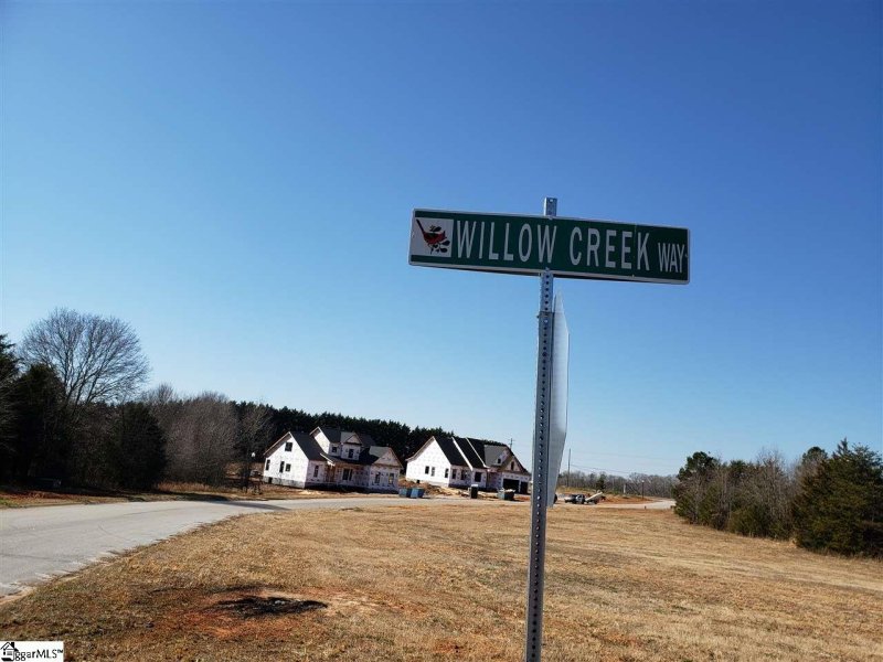 Property image 5 at 112 Enclave Drive, Greer, SC 29651