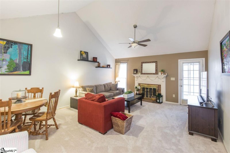 Property image 5 at 324 Angie Drive, Taylors, SC 29687