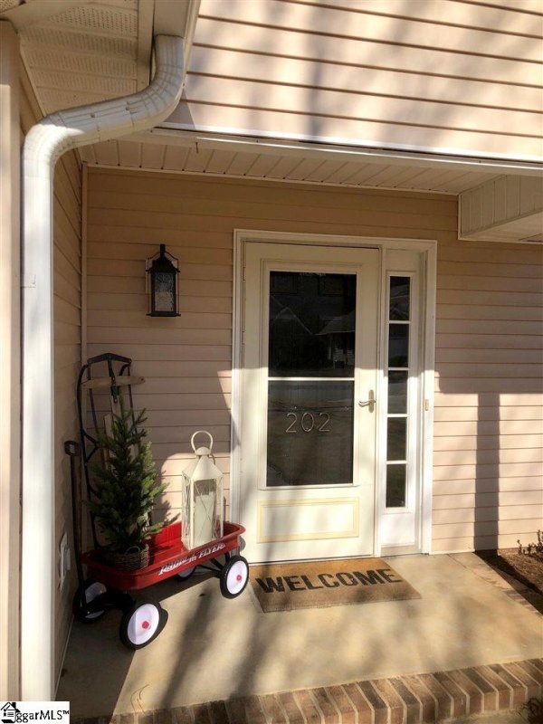 Property image 2 at 202 Grand Oak Circle, Pendleton, SC 29670