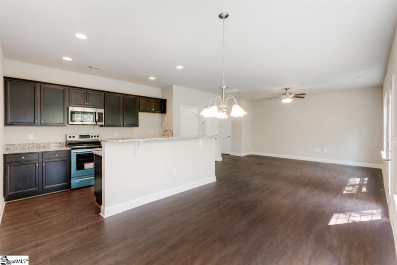 Property image 5 at 39 Cedar Brook Court, Greenville, SC 29611
