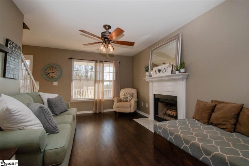 Property image 5 at 804 Canton Court, Greer, SC 29651