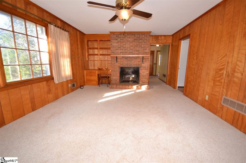 Property image 5 at 104 Montclair Road, Greer, SC 29651
