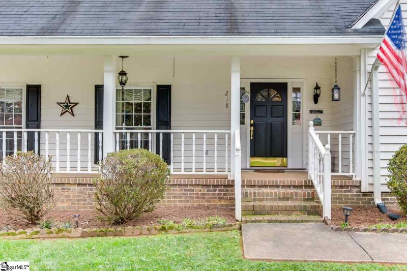 Property image 3 at 218 Burning Bush Road, Greenville, SC 29607
