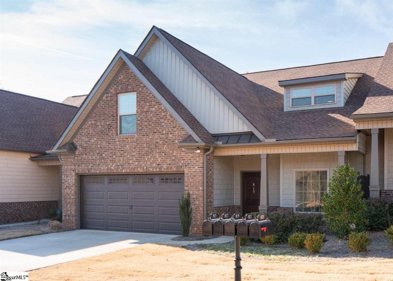 Property image 2 at 817 Asheton Commons Lane, Simpsonville, SC 29681