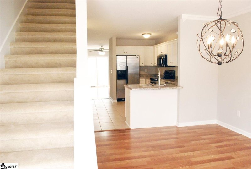 Property image 2 at 84 Birdsong Lane, Taylors, SC 29687