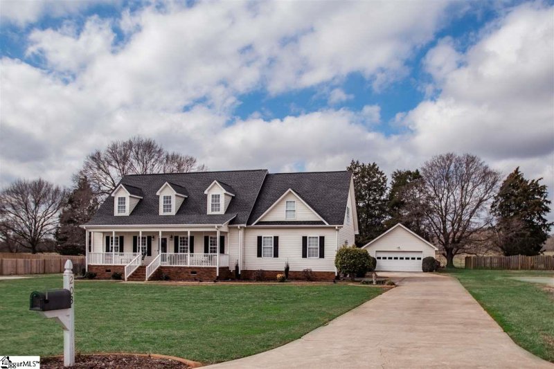 203 Legacy Farm Drive