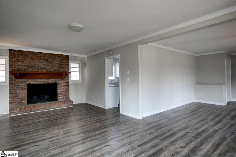 Property image 4 at 102 Gregory Drive, Greer, SC 29651