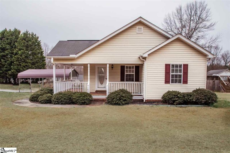 Property image 2 at 102 Chedfrey Lar Drive, Easley, SC 29642