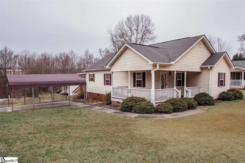 Property image 3 at 102 Chedfrey Lar Drive, Easley, SC 29642