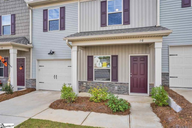 Property image 2 at 16 Double Branch Trail, Mauldin, SC 29662