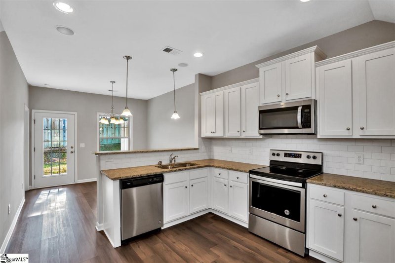 Property image 3 at 16 Double Branch Trail, Mauldin, SC 29662