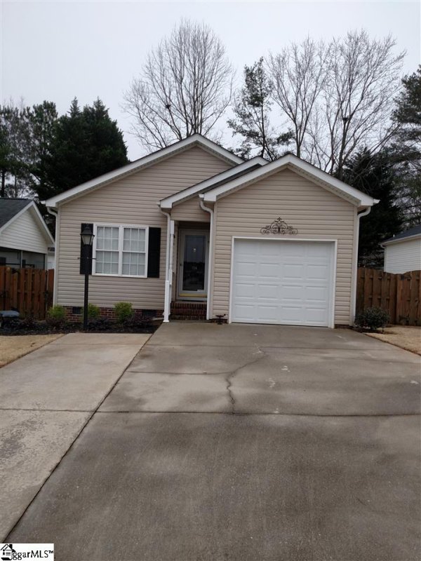 Property image 2 at 104 Herringbone Run, Easley, SC 29642