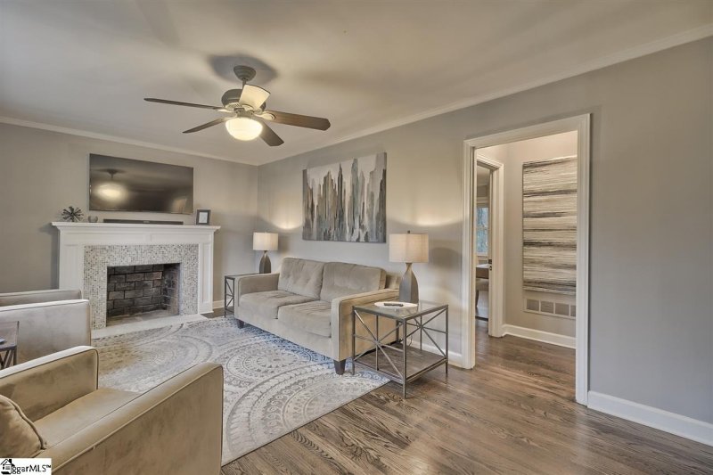 Property image 5 at 9 Conway Drive, Greenville, SC 29615