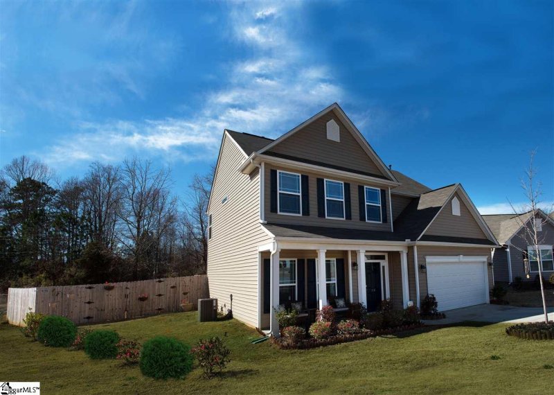 Property image 3 at 116 Triton Court, Simpsonville, SC 29680