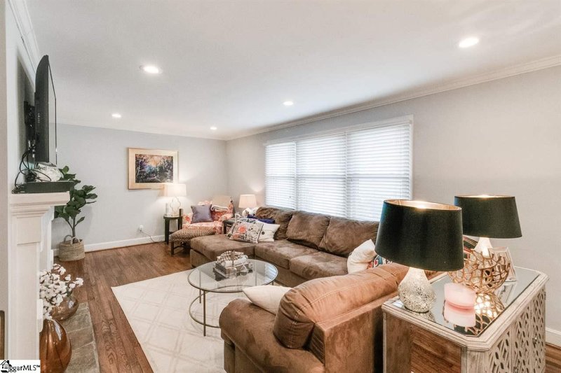 Property image 4 at 200 Lowndes Avenue, Greenville, SC 29607