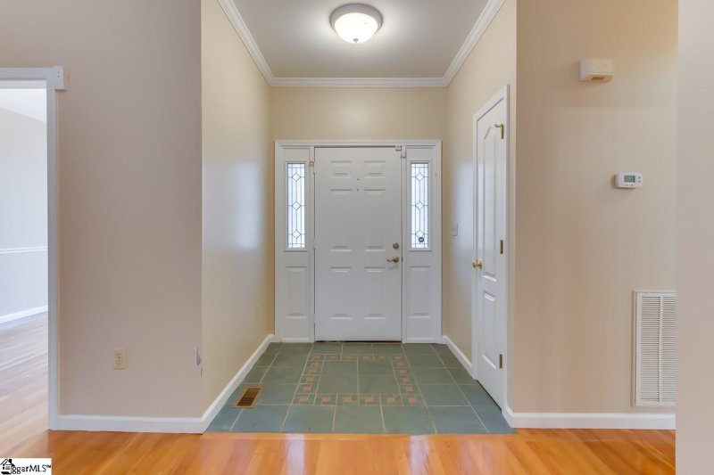 Property image 5 at 15046 Beacon Ridge Drive, Seneca, SC 29678