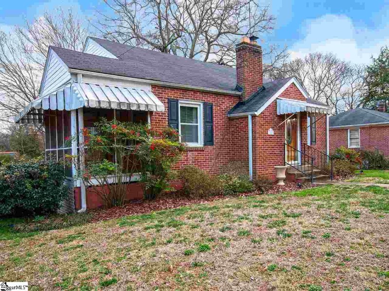 Property image 3 at 20 Simmons Avenue, Greenville, SC 29607