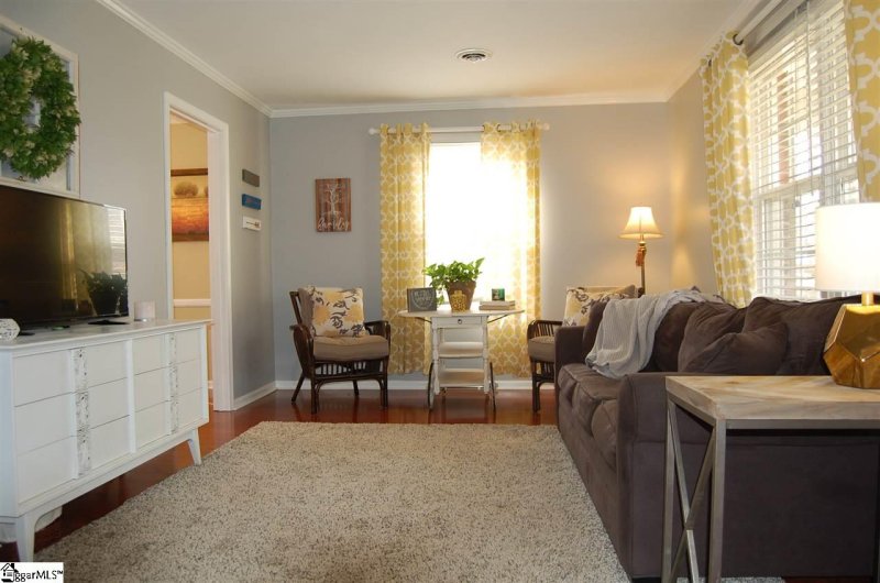 Property image 3 at 120 Brookbend Road, Mauldin, SC 29662