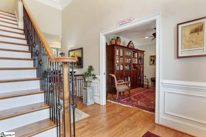 Property image 3 at 104 Griffith Hill Way, Greer, SC 29651