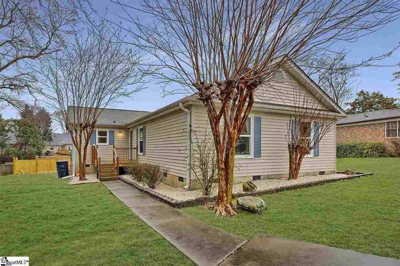 Property image 3 at 110 Tollgate Court, Simpsonville, SC 29681