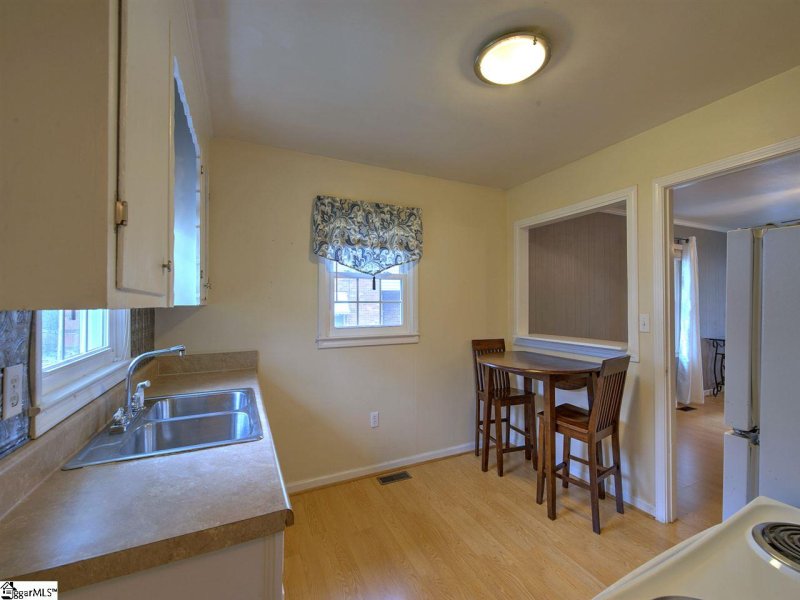 Property image 5 at 203 Mark Street, Easley, SC 29640