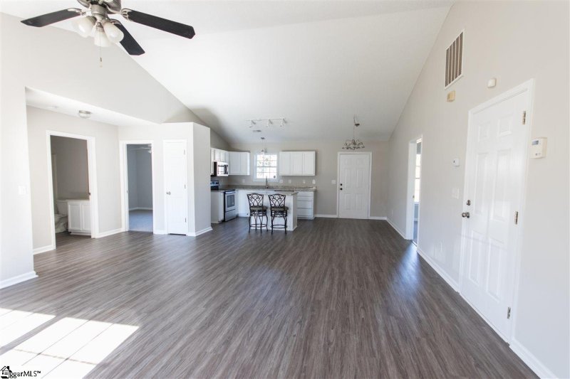 Property image 2 at 711 HAYDEN Court, Taylors, SC 29687