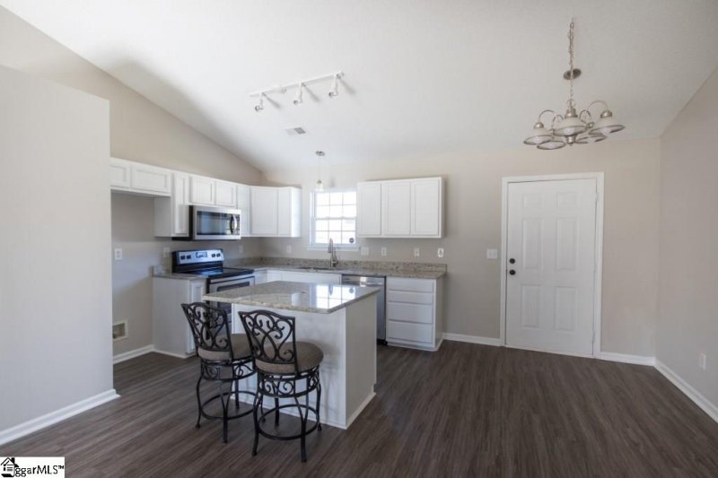 Property image 5 at 711 HAYDEN Court, Taylors, SC 29687